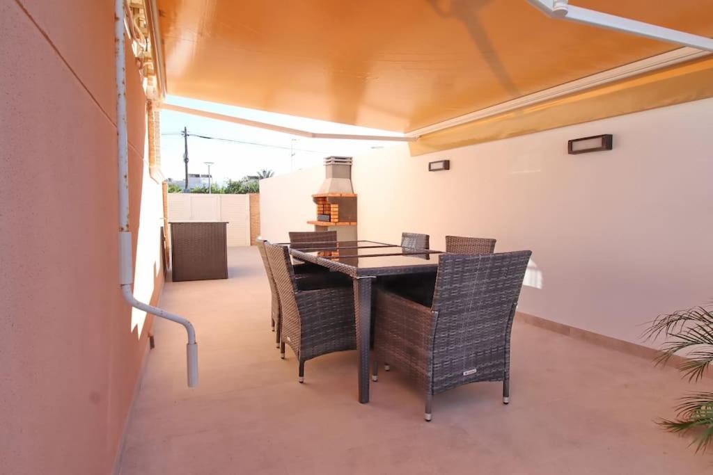 הוילה טורבייחה Casa Olivia With Pool Heating Fee מראה חיצוני תמונה